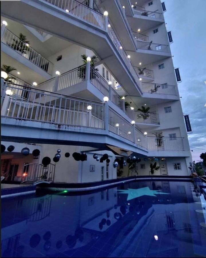 2Br Condo At Kandi Tower 2 Angeles Exteriör bild