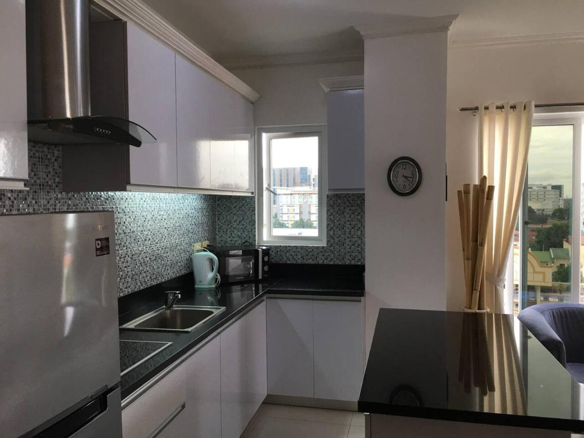 2Br Condo At Kandi Tower 2 Angeles Exteriör bild