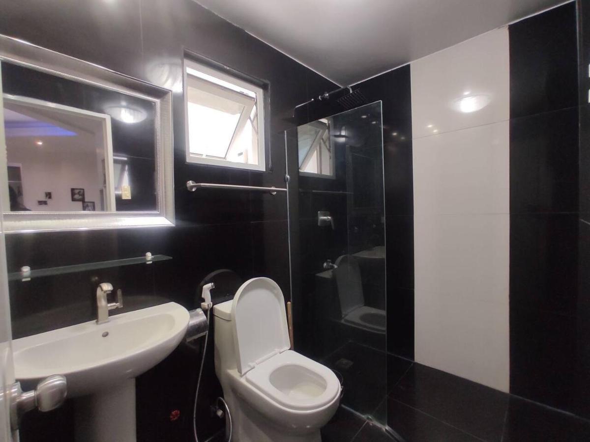 2Br Condo At Kandi Tower 2 Angeles Exteriör bild