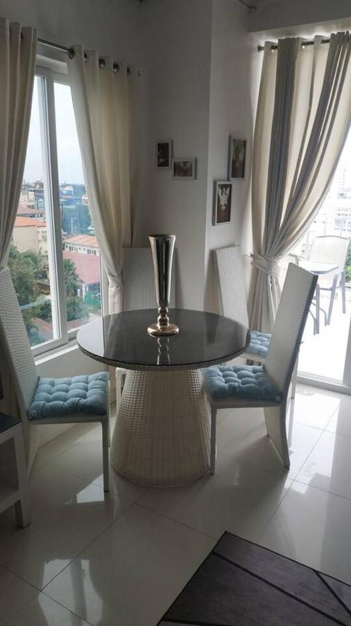 2Br Condo At Kandi Tower 2 Angeles Exteriör bild